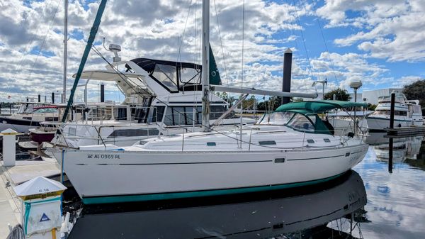 Beneteau Oceanis 381 