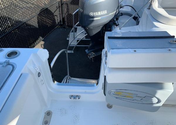 Sea-hunt GAMEFISH-27-CB image