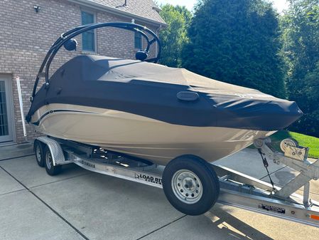 Yamaha Boats 242 Limited S image