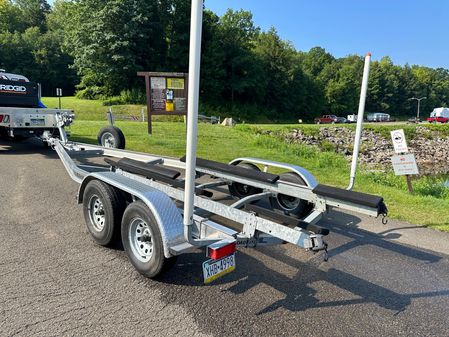 Yamaha Boats 242 Limited S image