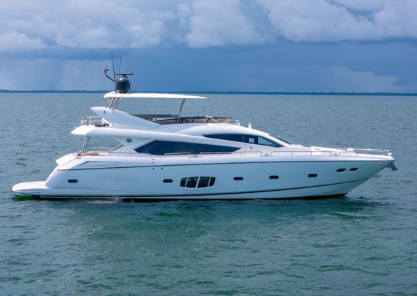 Sunseeker 80 Flybrige image