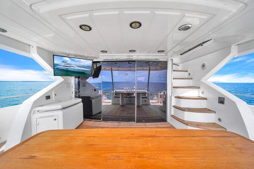 Sunseeker 80 Flybrige image