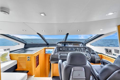 Sunseeker 80 Flybrige image