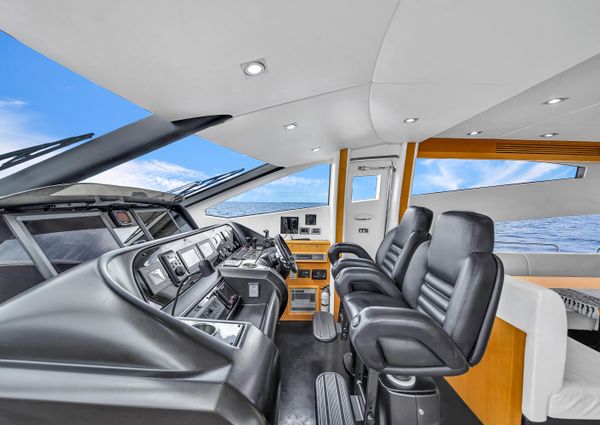 Sunseeker 80 Flybrige image