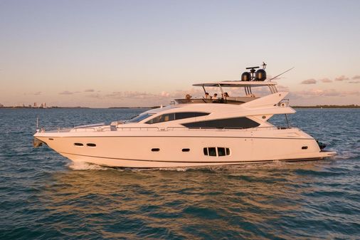 Sunseeker 80 Flybrige image