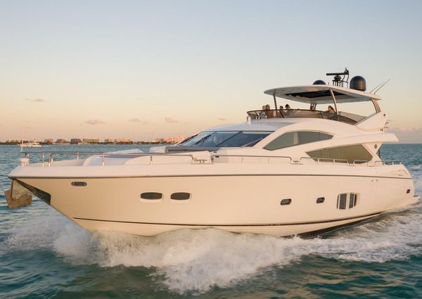 Sunseeker 80 Flybrige image