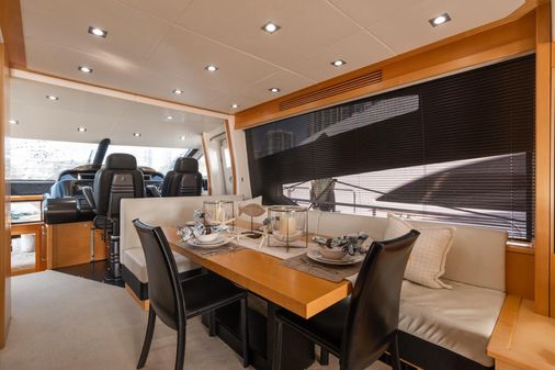 Sunseeker 80 Flybrige image