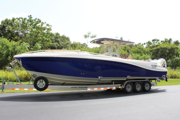 Deep Impact 36 Cuddy - main image