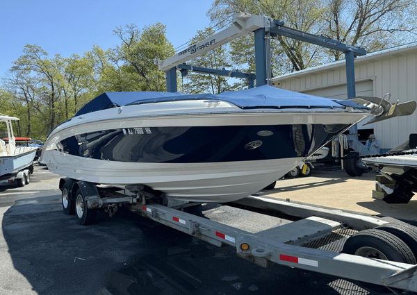 Sea Ray 290 Sundeck image