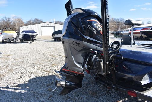 Skeeter ZXR 20 image