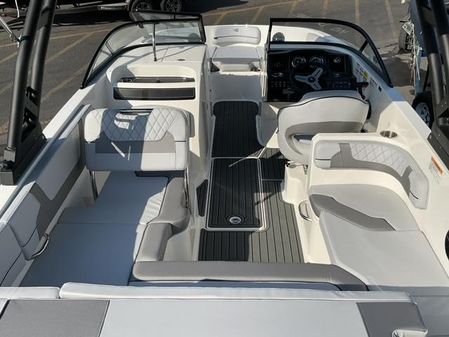 Bayliner VR6-BOWRIDER-I-O image