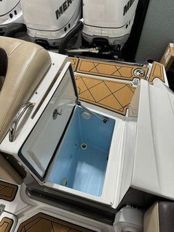 Nor-tech 390-SPORT-CENTER-CONSOLE image