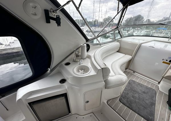 Cruisers Yachts 3375 Esprit image