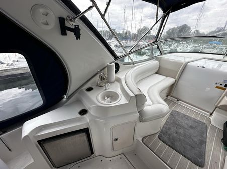 Cruisers Yachts 3375 Esprit image