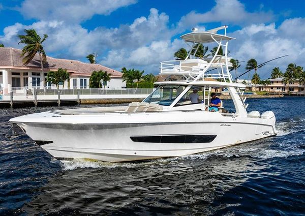 Boston Whaler 420 Outrage image