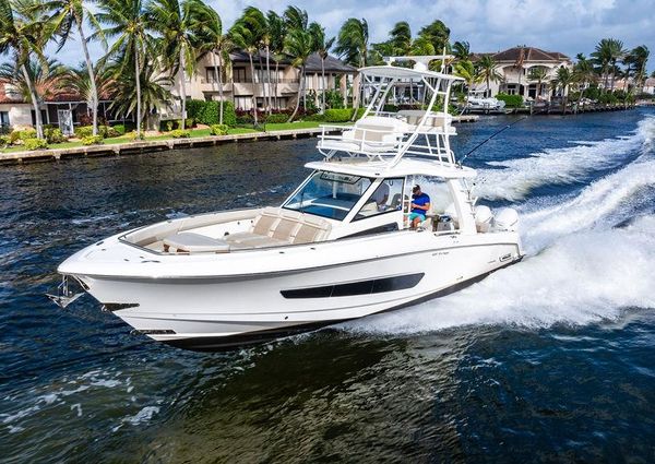 Boston Whaler 420 Outrage image