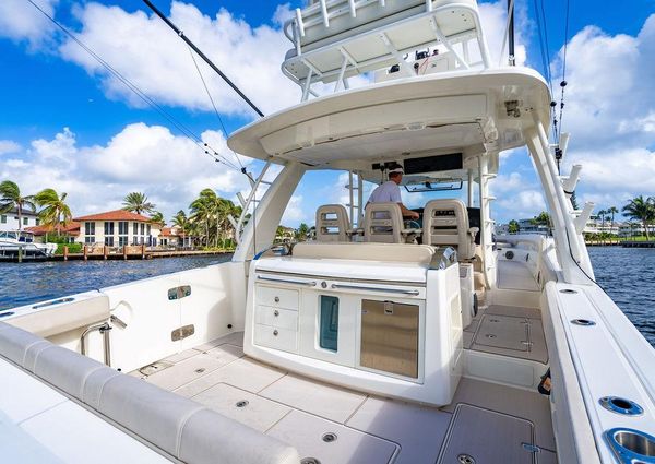 Boston Whaler 420 Outrage image