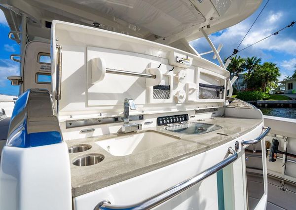 Boston Whaler 420 Outrage image