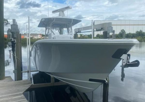 Yellowfin 32 image