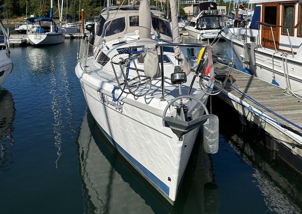 Hunter 320 image