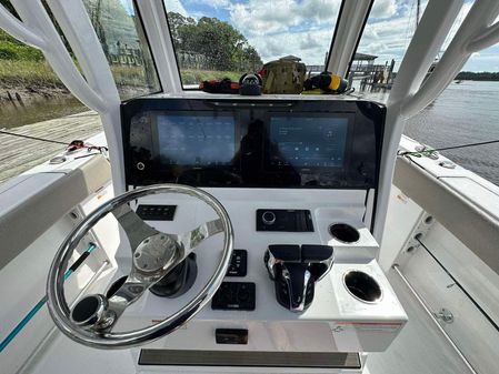 Sportsman Open 262 Center Console image