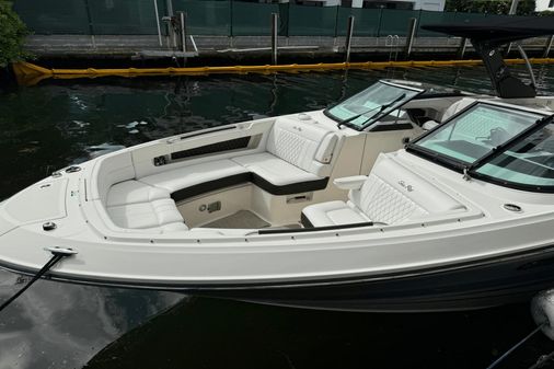 Sea Ray 310 SLX image