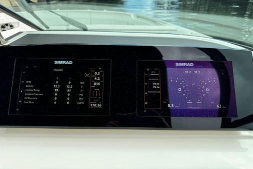 Sea Ray 310 SLX image