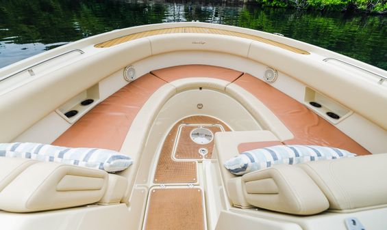 Chris-Craft Calypso 30 image