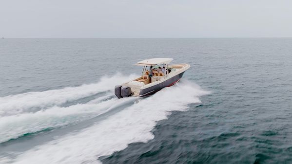 Chris-Craft Calypso 30 image