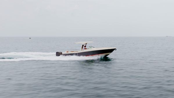 Chris-Craft Calypso 30 image