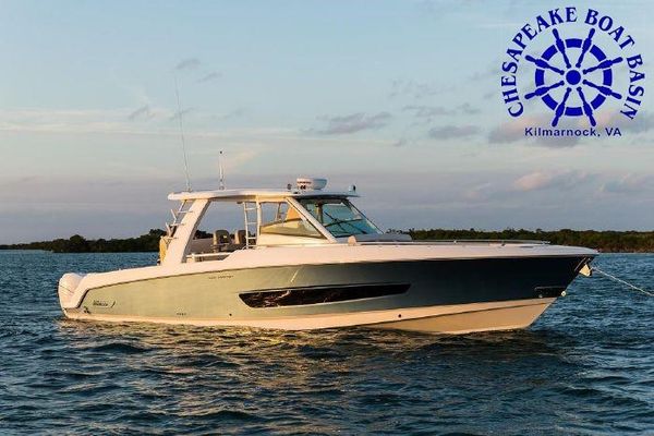 Boston Whaler 420 Outrage - main image