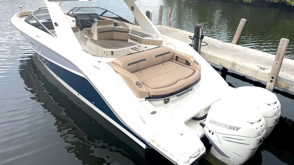 Sea Ray SLX 310 OB