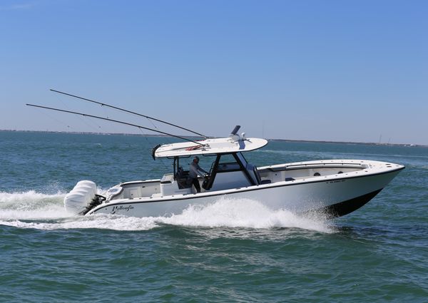 Yellowfin 39 Offshore image