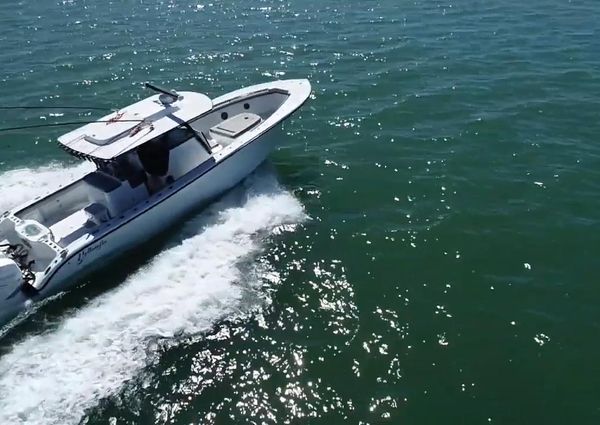 Yellowfin 39 Offshore image