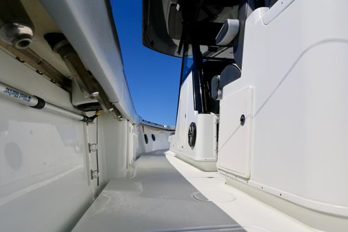 Yellowfin 39 Offshore image