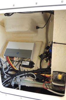 Scout 320 LXF image