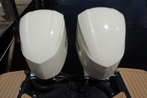 Scout 320 LXF image