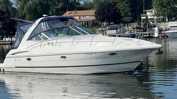 Cruisers Yachts 3470 Express