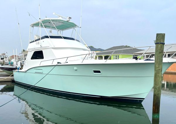 Hatteras 42-CONVERTABLE image