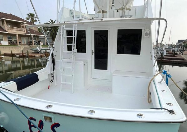 Hatteras 42-CONVERTABLE image