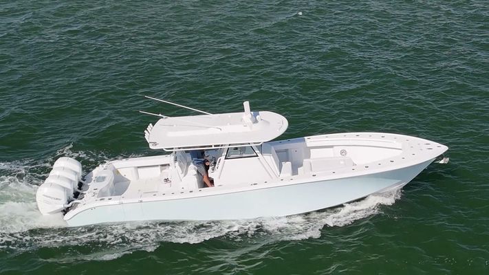 Yellowfin 39 Offshore - main image