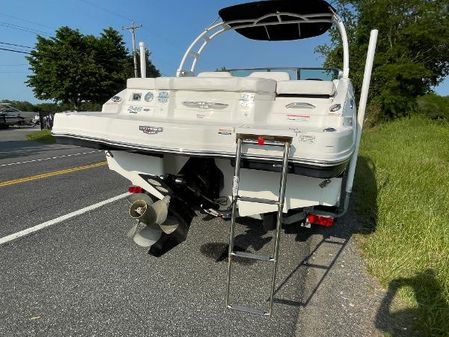 Chaparral 246-SSI image