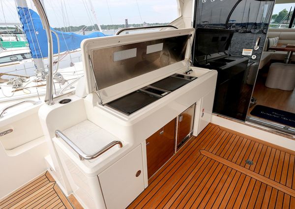 Riviera 5400-SPORT-YACHT image