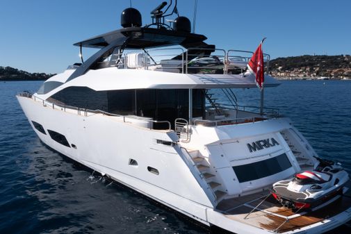 Sunseeker 28 Metre Yacht image