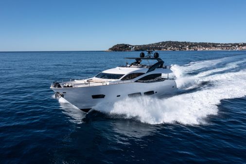 Sunseeker 28 Metre Yacht image