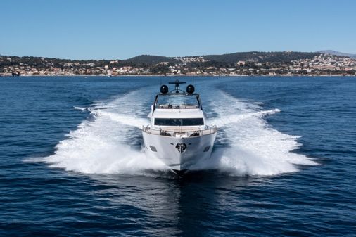 Sunseeker 28 Metre Yacht image