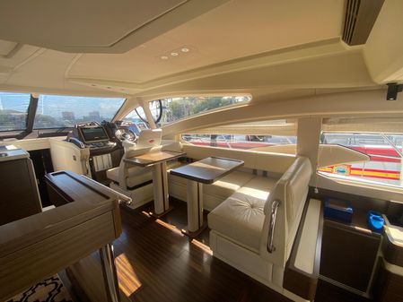 Azimut 54 Fly image