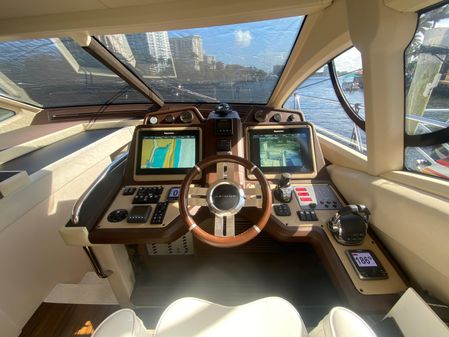 Azimut 54 Fly image