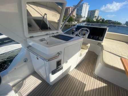 Azimut 54 Fly image