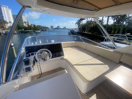 Azimut 54 Fly image